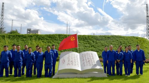 第十一屆遼陽青年五四獎?wù)氯雵诉x及集體公示——聚焦人工智能應(yīng)用軟件開發(fā)領(lǐng)域